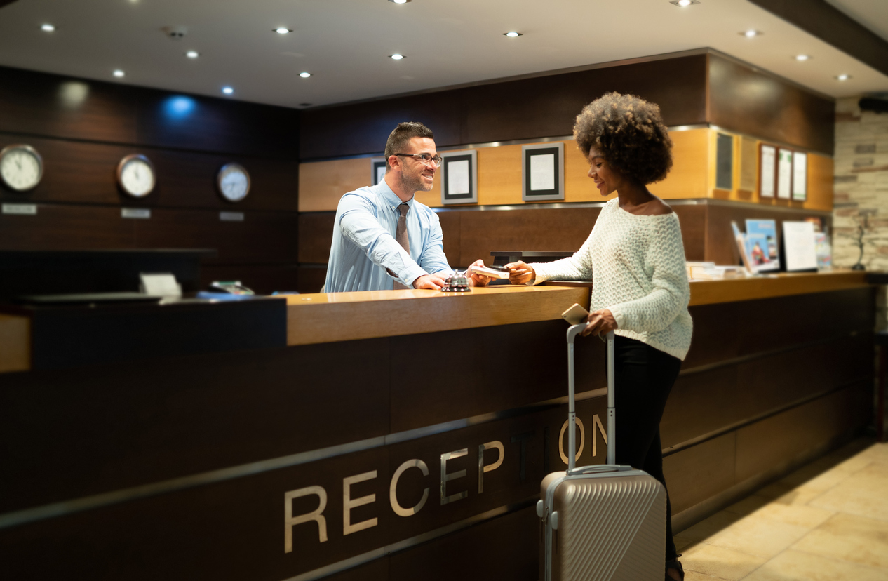 How to Choose the Right Hotel Channel Management Solutions